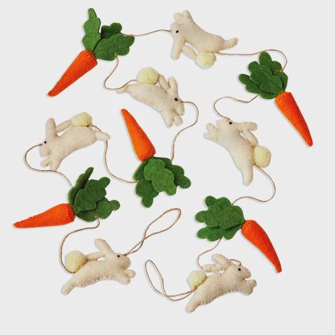 Bunny &amp; Carrot Felt Garland