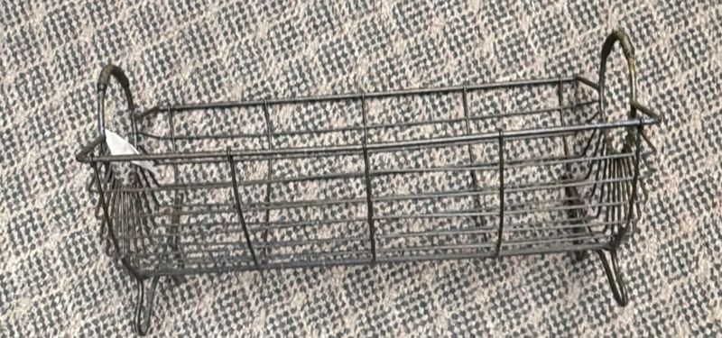 Round-Bottom Wire Basket - Small