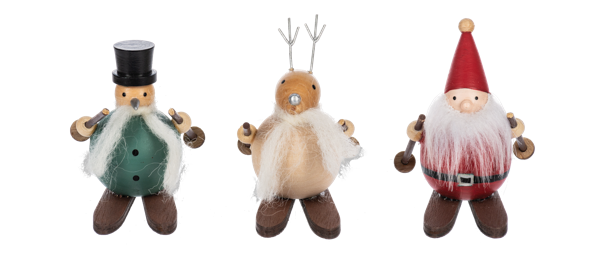Friends Skiing Figures