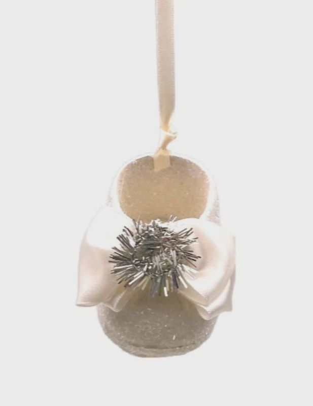 Ornament Baby Shoe Cream