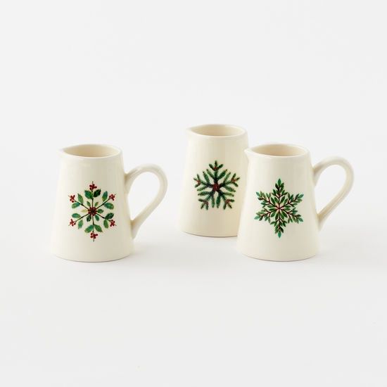 Pitcher Stoneware Christmas