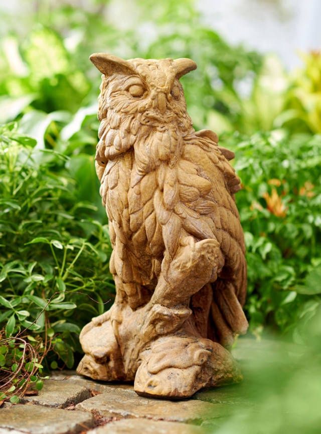 Garden Owl - Concrete