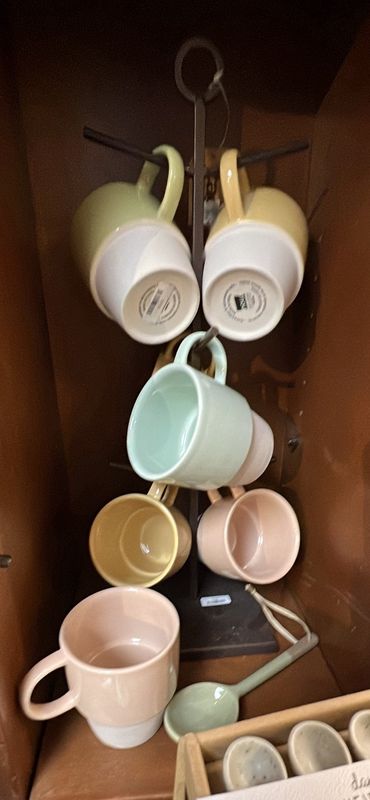 Mug Tree - Bronze Metal