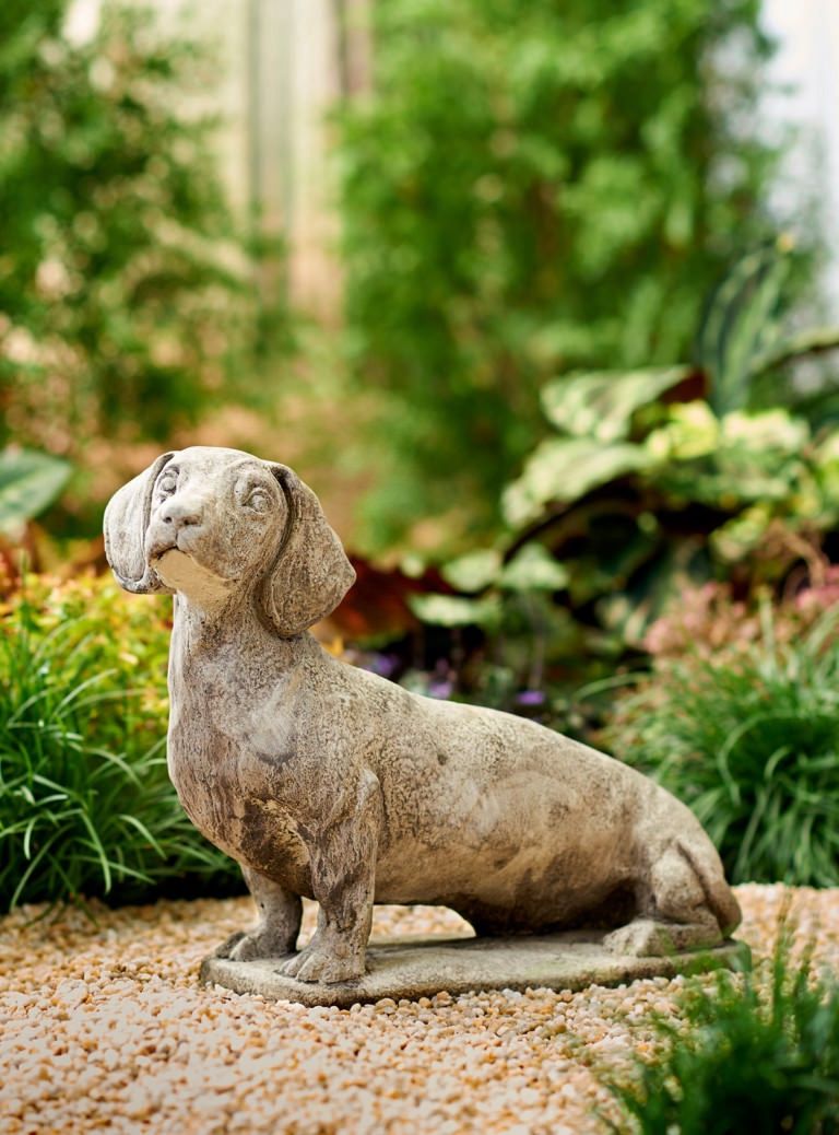 Stone Schnitzel Dachshund