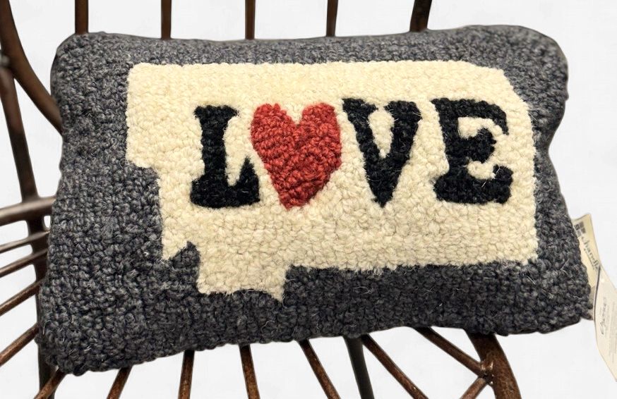 Small Hooked Pillow - Montana LOVE