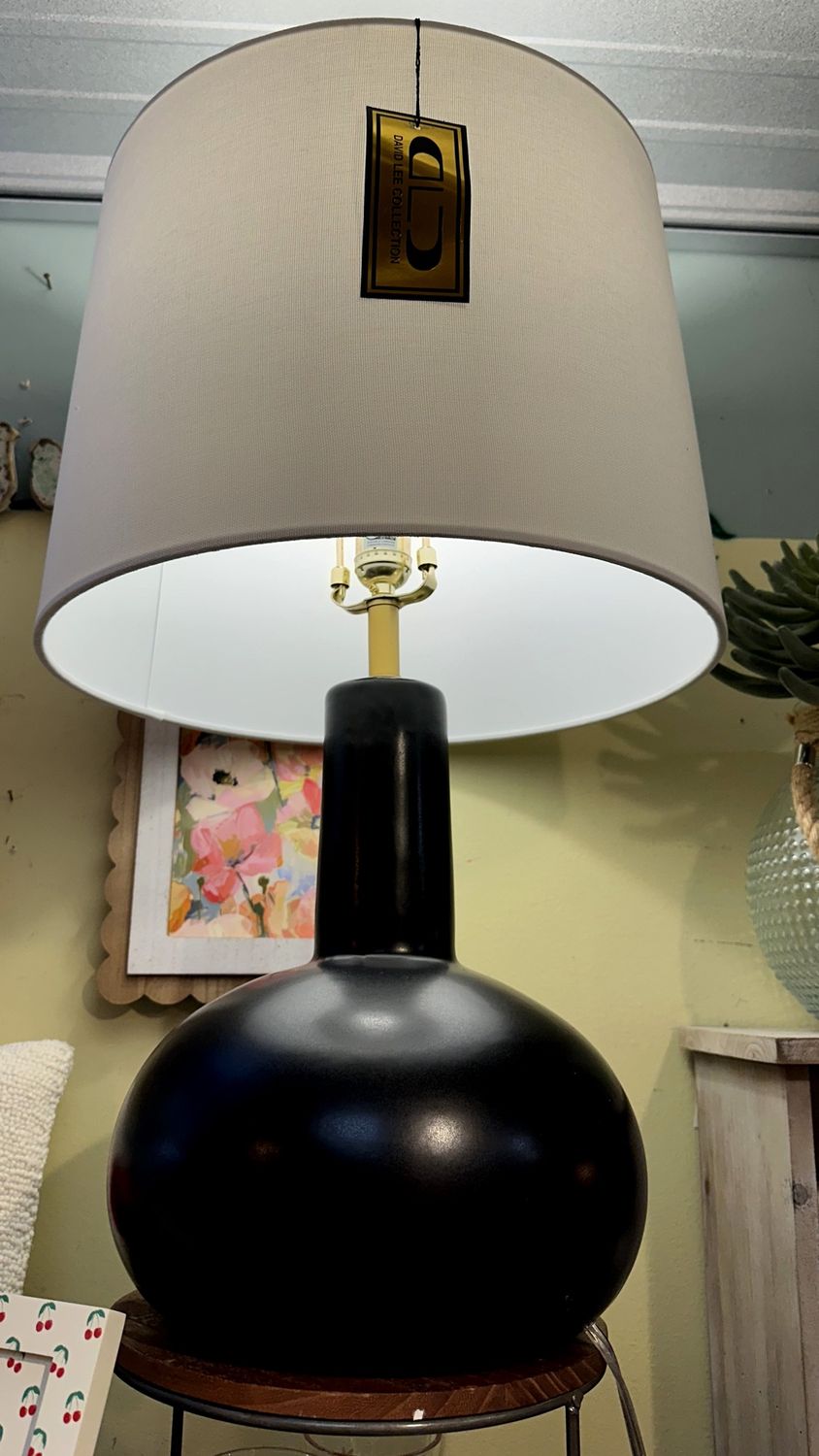 Black Ceramic Lamp/White Shade