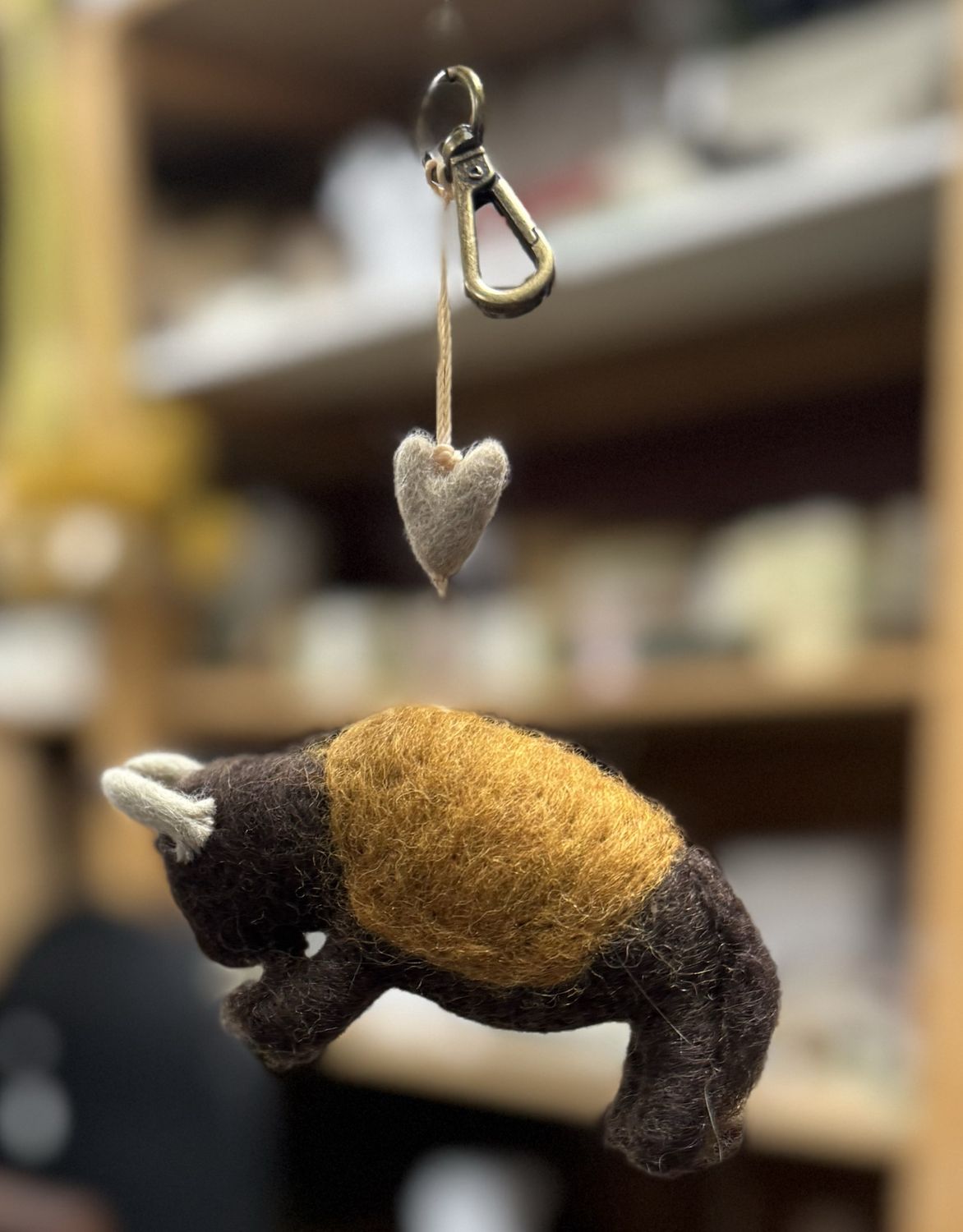Bison Mini Heart String