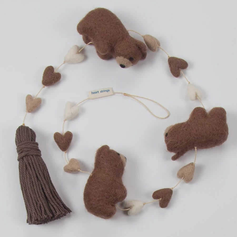 Brown Bears Heart Strings