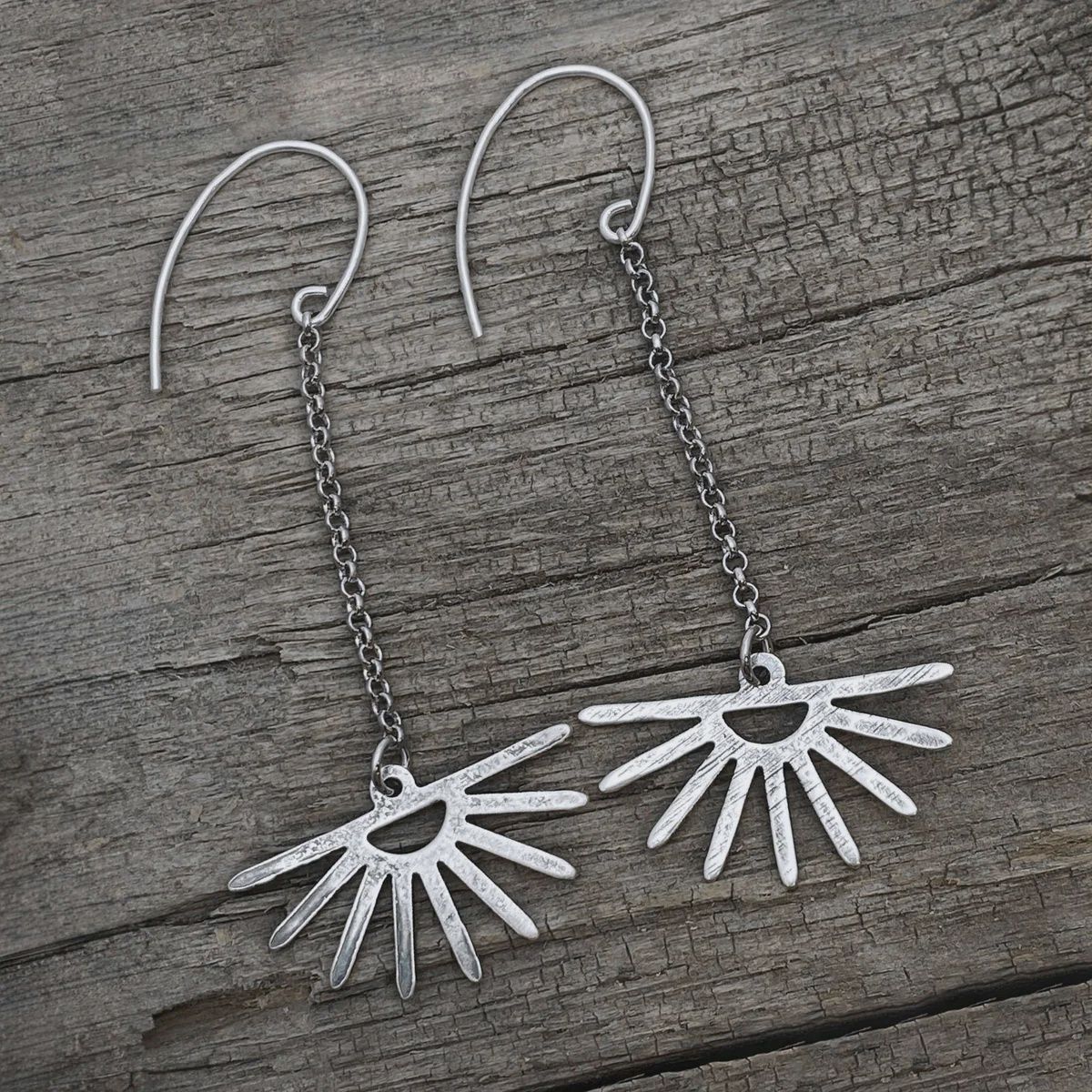 Sunbeam Earrings- Matte Silver