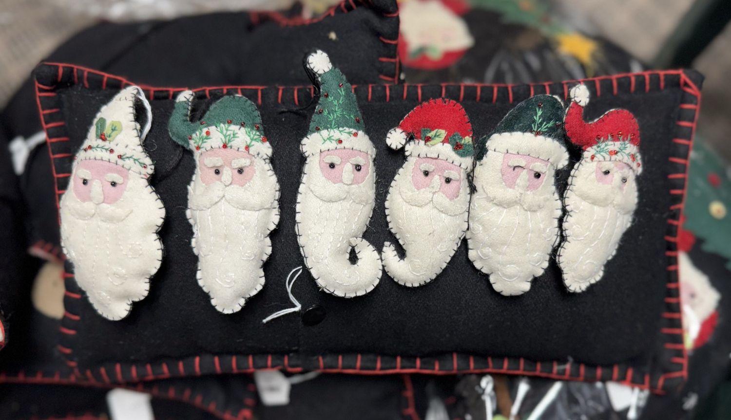 Miscellaneous Santa Portraits - Felt Applique Ornaments