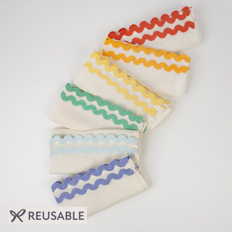 Linen Napkins - Vintage Ric Rac Trim