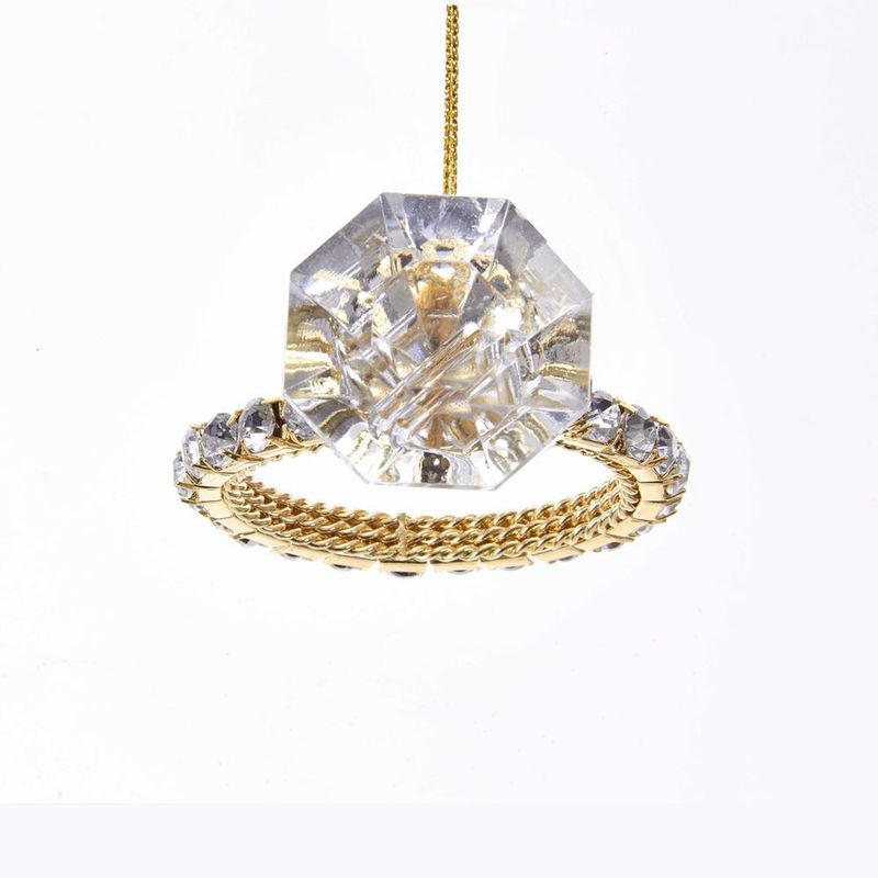 Shiny Diamond Engagment Ring Ornament