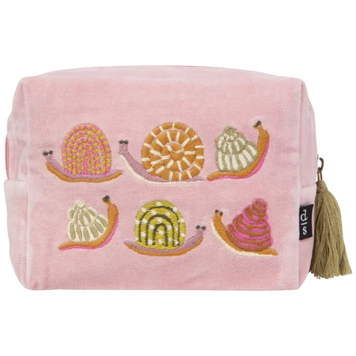 Embroidered Pouch Gardenland