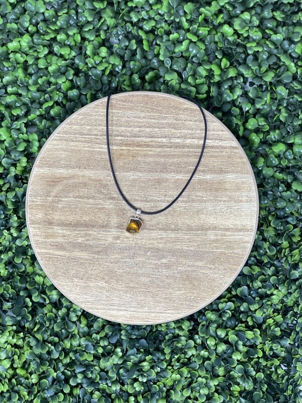 Amber Pendant Necklace