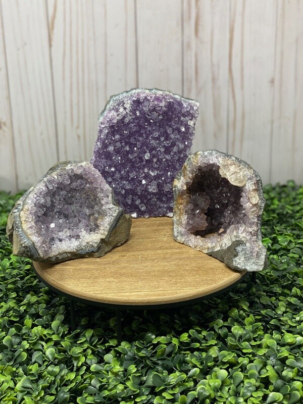 Amethyst Cut Base - 65