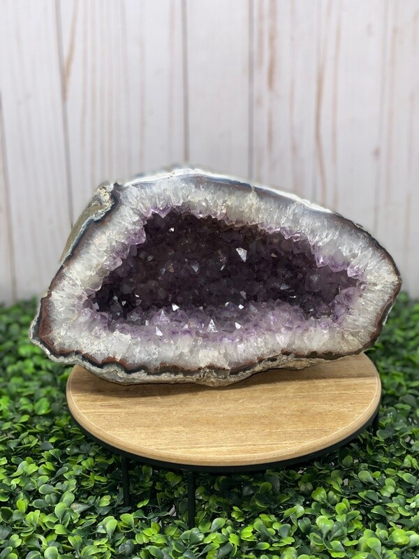 Amethyst Geode-399