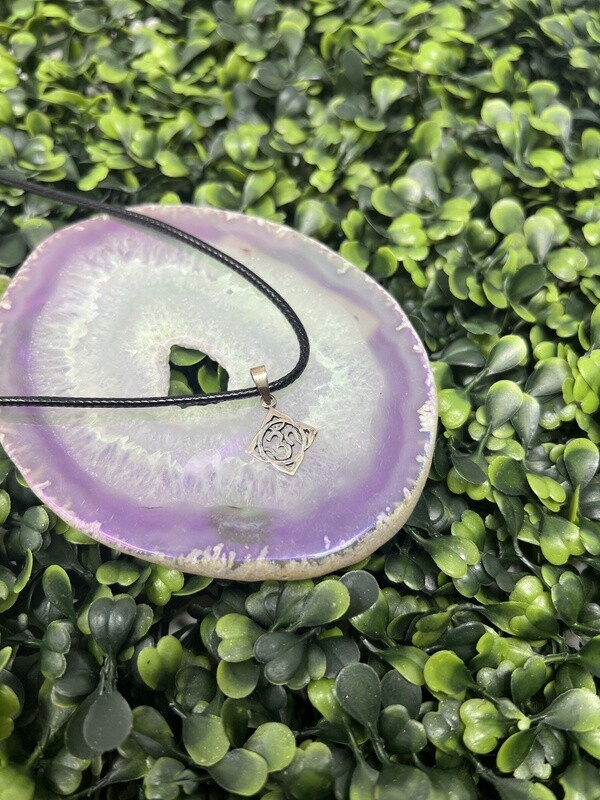 Ohm Pendant