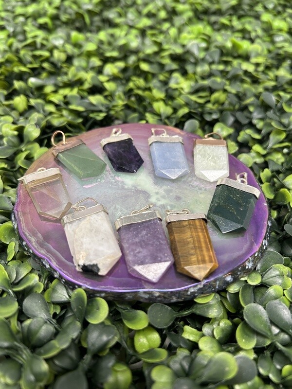 Chapti Flat Point Pendant