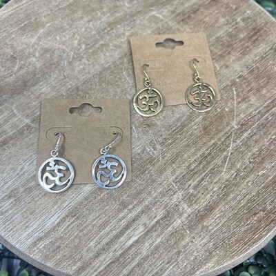 OMH Dangle Earring