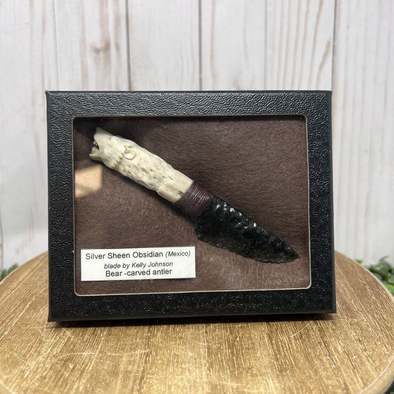 Sheen Obsidian Bear Blade