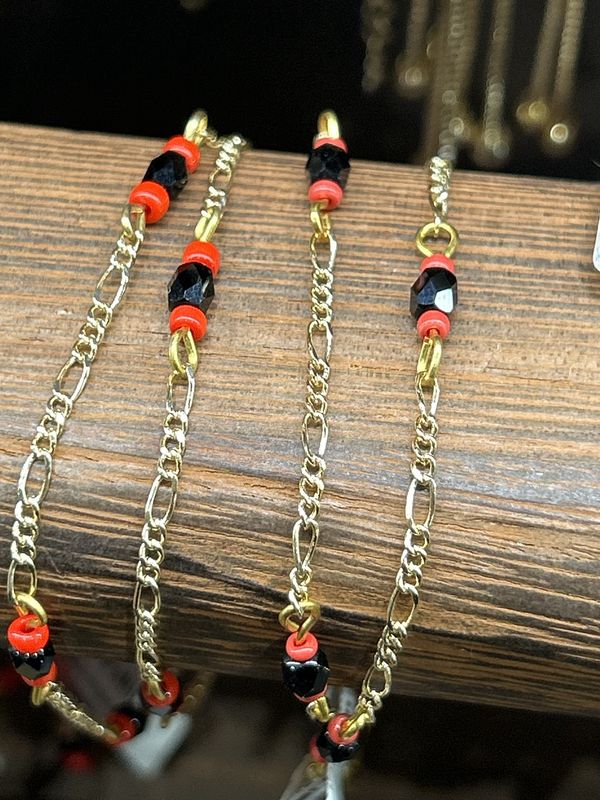 Azabache Gold and Black Bracelet