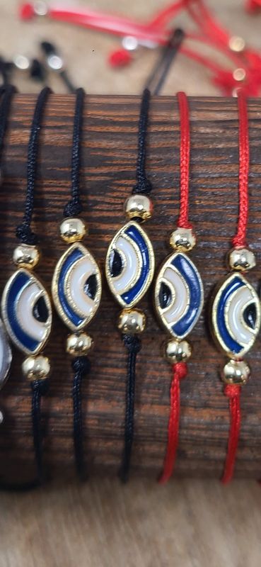 Evil Eye Looking String Bracelet
