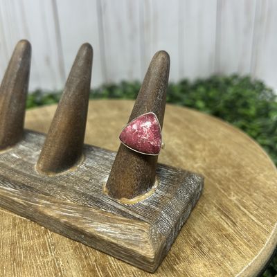 Thulite Triangle Ring - 9