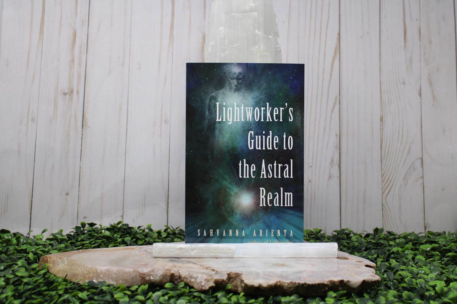 Lightworker&#39;s Guide to the Astral Realm