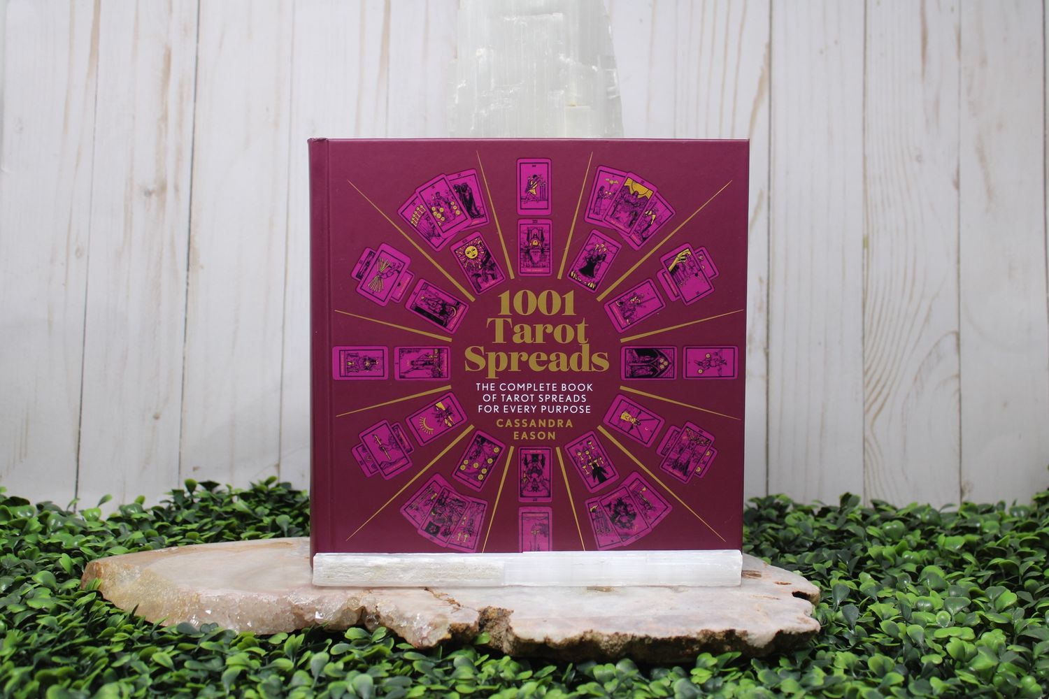 1001 Tarot Spreads