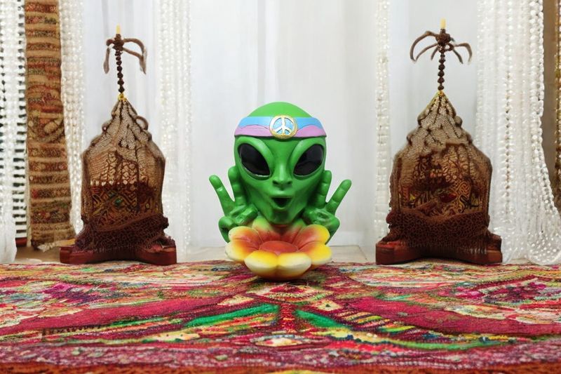 Peace Alien Backflow Burner