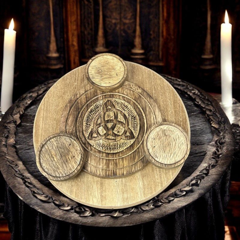Triquetra Tealight Holder