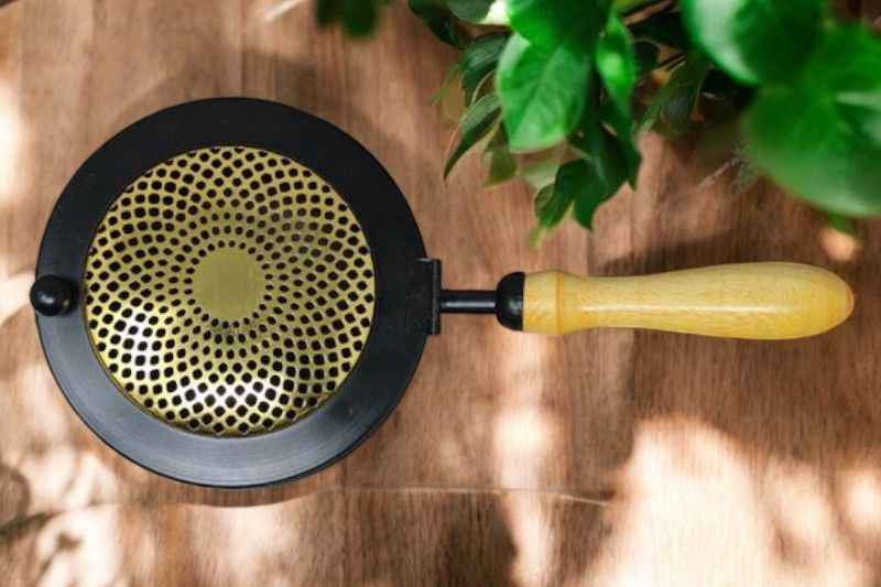 Iron Charcoal Burner with Handle