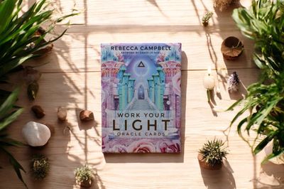 Work your light Oracle Cards