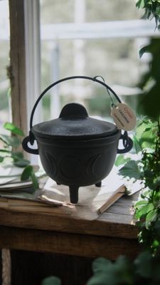 Cauldron Triple Moon-SM