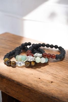 8mm Bracelet Lava &amp; Crystal + Buddha Head Charm