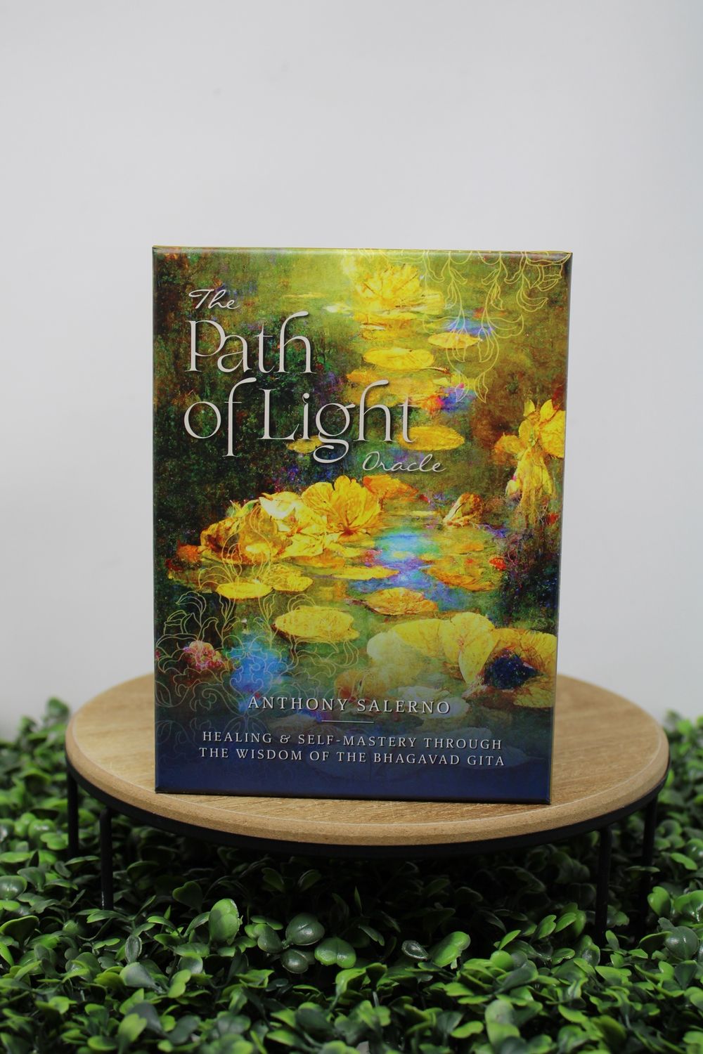 The Path of Light Oracle