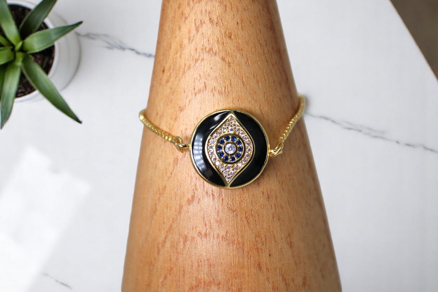 Evil Eye Colored Circle Rhinestone Gold Bracelet, Colour: Black