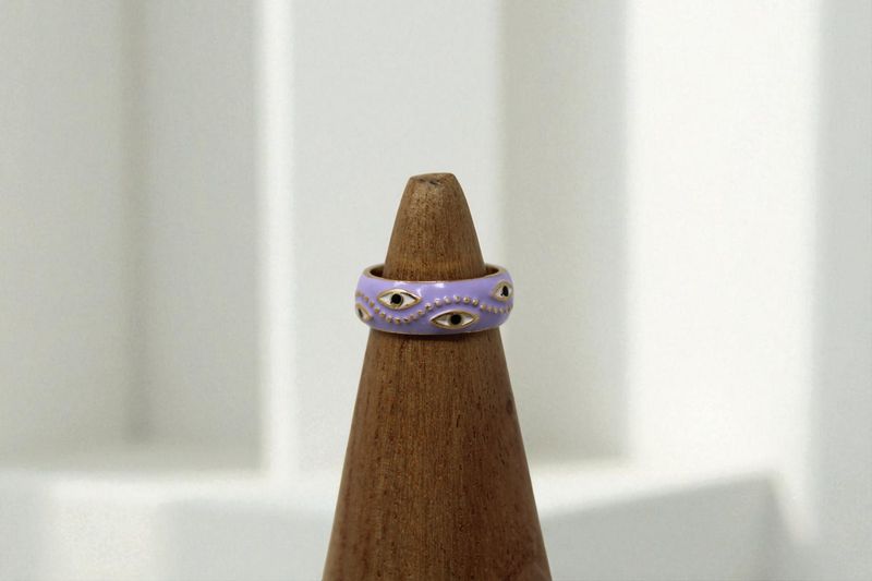 Thick Multi Eye Swirl Ring