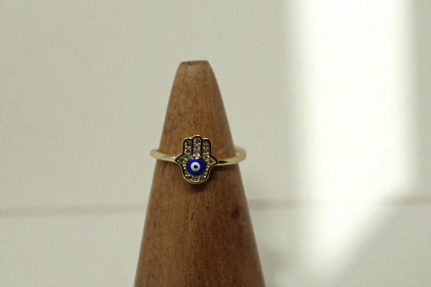 Hamsa Hand Evil Eye Ring, Colour: Dark Blue, Material: Gold