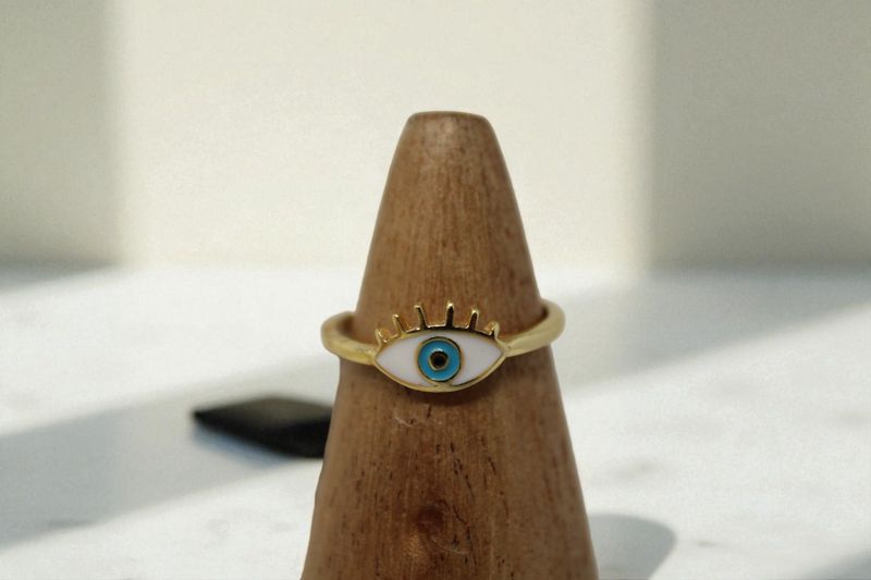 Evil Eye Eyelash Ring Gold