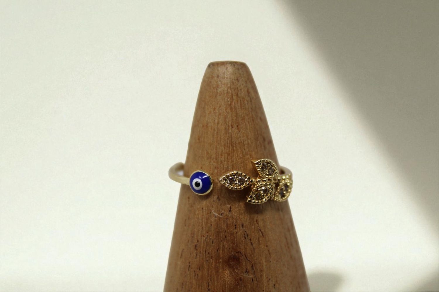 Dainty Leaf Evil Eye Ring