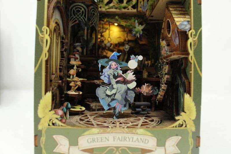 Book Nook: Green Fairyland