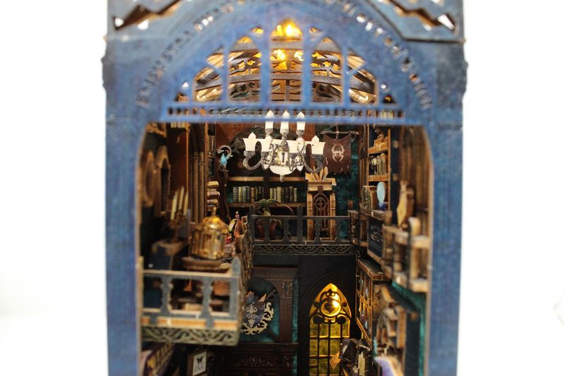 Book Nook: Magic Market