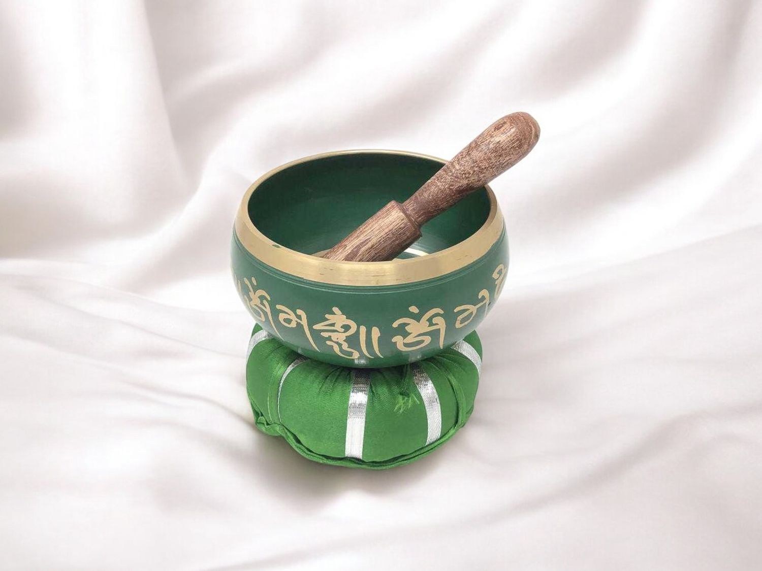 Chakra Singing Bowl 4&quot; - Heart
