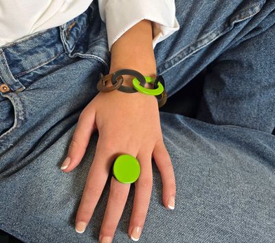 Brown &amp; Lime Horn Link Bracelet