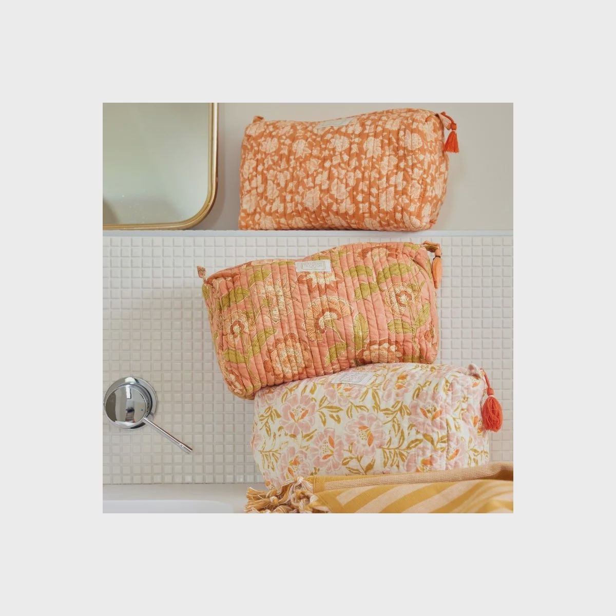 Indira Guapao Washbag
