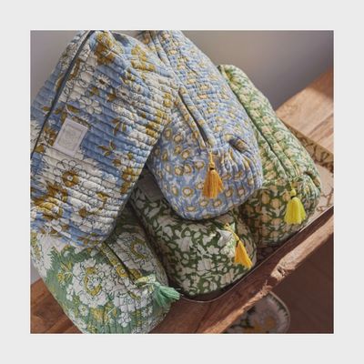 Indira Vishnu Washbag