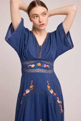 Wiwi Dress