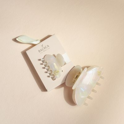 Pearly Classic Hair Clip
