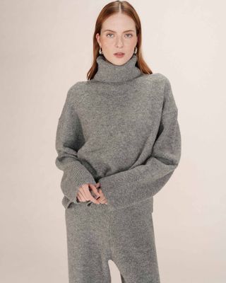 Taxi Sweater